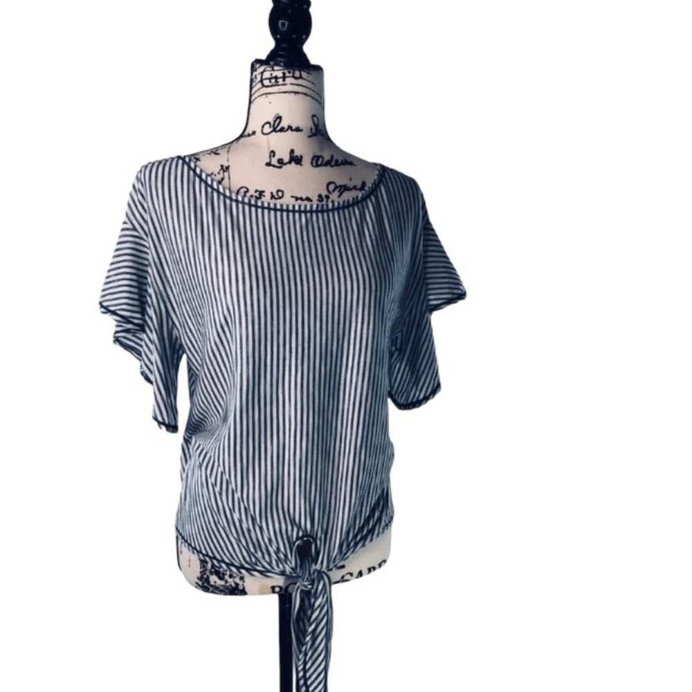 Max Studio Tie Front Flutter Sleeve Top M - image 1